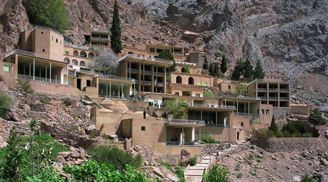 Chak Chak Fire Temple (Pir-e Sabz, Chakchaku)